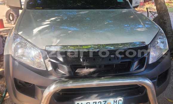 Tenga Tsaru Isuzu D-MAX Chena Mota in Maputo in Maputo Tenga Tsaru Isuzu D-MAX Chena Mota in Maputo in Maputo