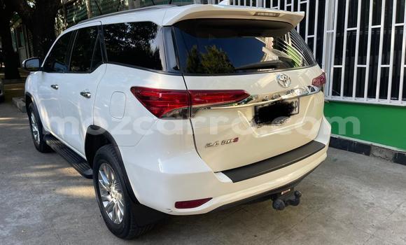 Comprar Usado Toyota Fortuner Branco Carro em Maputo em Maputo Comprar Usado Toyota Fortuner Branco Carro em Maputo em Maputo