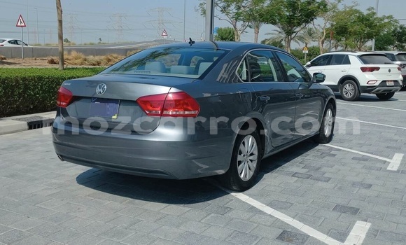 Buy Used Volkswagen Passat Blue Car in Maputo in Maputo Buy Used Volkswagen Passat Blue Car in Maputo in Maputo