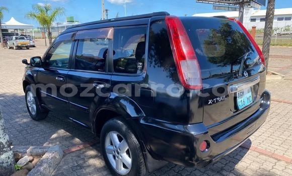 Nunua Ilio tumika Nissan X-Trail Nyeusi Gari ndani ya Maputo nchini Maputo Nunua Ilio tumika Nissan X-Trail Nyeusi Gari ndani ya Maputo nchini Maputo