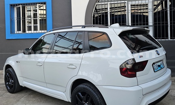 Nunua Ilio tumika BMW X3 Nyeupe Gari ndani ya Maputo nchini Maputo Nunua Ilio tumika BMW X3 Nyeupe Gari ndani ya Maputo nchini Maputo