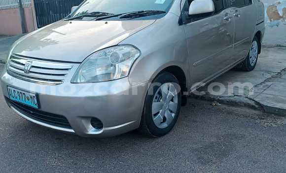 Comprar Usado Toyota Raum Prata Carro em Maputo em Maputo Comprar Usado Toyota Raum Prata Carro em Maputo em Maputo