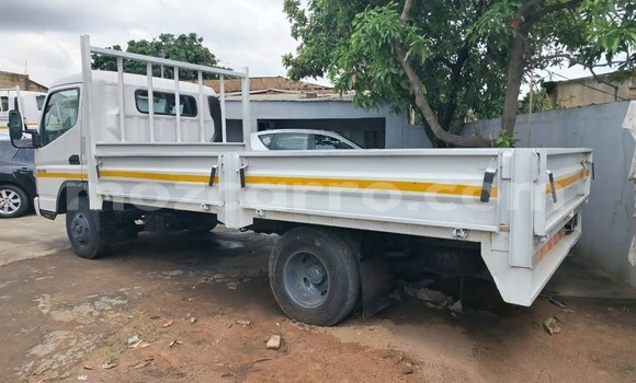 Comprar Usado Mitsubishi ASX Branco Carro em Maputo em Maputo