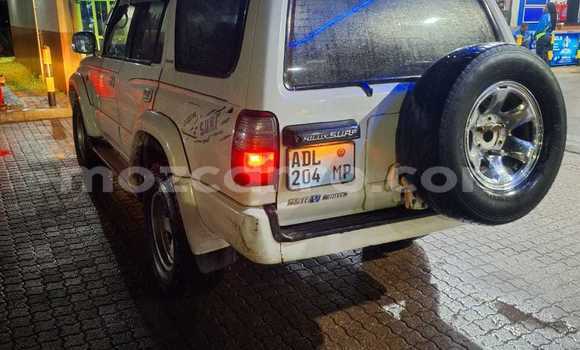 Tenga Tsaru Toyota Hilux Surf Zvimwe Mota in Maputo in Maputo Tenga Tsaru Toyota Hilux Surf Zvimwe Mota in Maputo in Maputo
