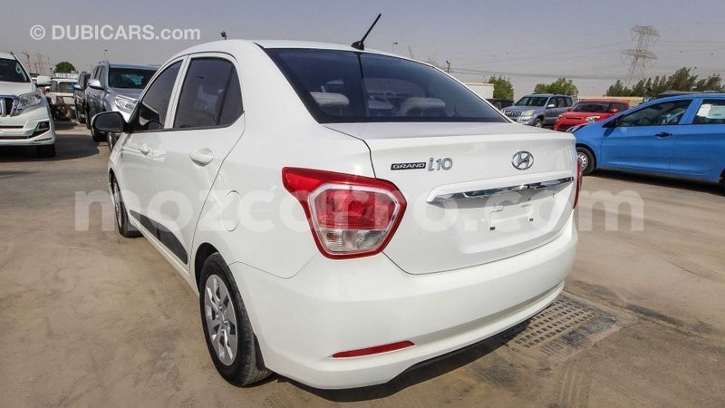 Big with watermark hyundai i10 cabo delgado import dubai 5910