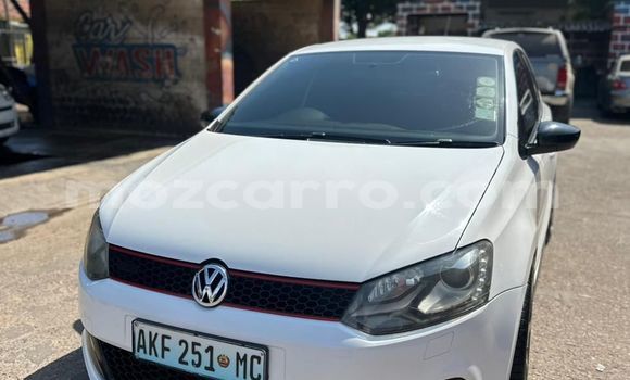 Buy Used Volkswagen Polo White Car in Maputo in Maputo
