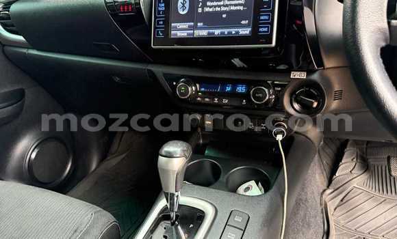 Comprar Usado Toyota Hilux Branco Carro em Maputo em Maputo Comprar Usado Toyota Hilux Branco Carro em Maputo em Maputo