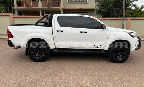 Comprar Usado Toyota Hilux Branco Carro em Maputo em Maputo Comprar Usado Toyota Hilux Branco Carro em Maputo em Maputo