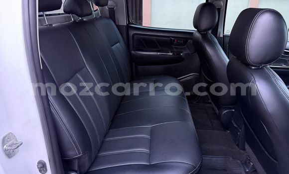 Buy Used Toyota Hilux White Car in Maputo in Maputo Buy Used Toyota Hilux White Car in Maputo in Maputo