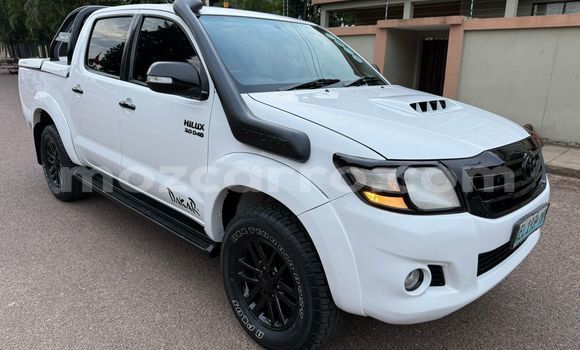 Buy Used Toyota Hilux White Car in Maputo in Maputo Buy Used Toyota Hilux White Car in Maputo in Maputo