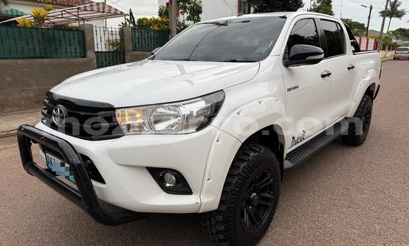 Comprar Usado Toyota Hilux Branco Carro em Maputo em Maputo Comprar Usado Toyota Hilux Branco Carro em Maputo em Maputo