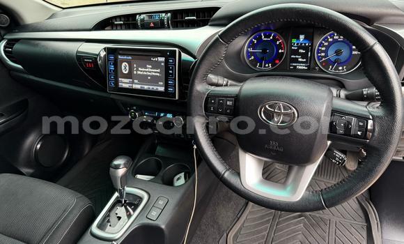 Comprar Usado Toyota Hilux Branco Carro em Maputo em Maputo Comprar Usado Toyota Hilux Branco Carro em Maputo em Maputo