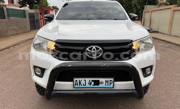 Comprar Usado Toyota Hilux Branco Carro em Maputo em Maputo Comprar Usado Toyota Hilux Branco Carro em Maputo em Maputo