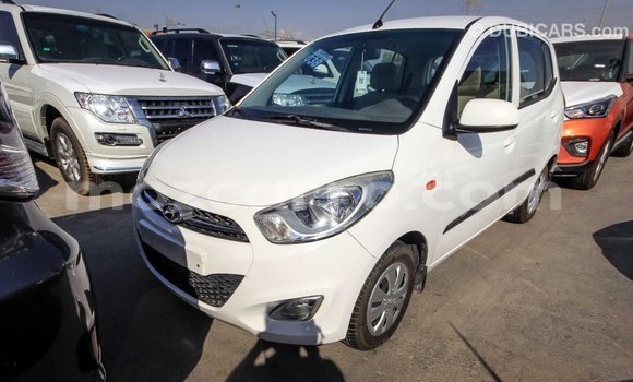Buy Import Hyundai i10 White Car in Import - Dubai in Cabo Delgado Buy Import Hyundai i10 White Car in Import - Dubai in Cabo Delgado