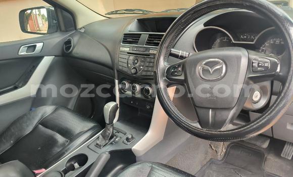 Nunua Ilio tumika Mazda BT-50 Nyeupe Gari ndani ya Maputo nchini Maputo Nunua Ilio tumika Mazda BT-50 Nyeupe Gari ndani ya Maputo nchini Maputo