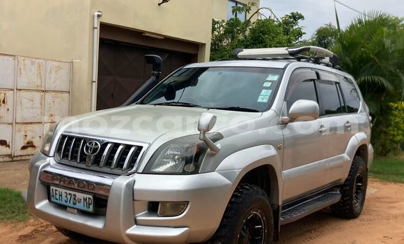 Nunua Ilio tumika Toyota Land Cruiser Prado Fedha Gari ndani ya Maputo nchini Maputo Nunua Ilio tumika Toyota Land Cruiser Prado Fedha Gari ndani ya Maputo nchini Maputo