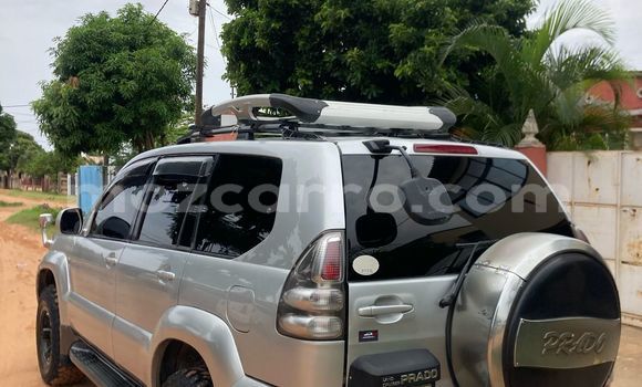 Nunua Ilio tumika Toyota Land Cruiser Prado Fedha Gari ndani ya Maputo nchini Maputo Nunua Ilio tumika Toyota Land Cruiser Prado Fedha Gari ndani ya Maputo nchini Maputo