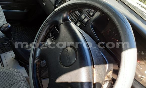 Nunua Ilio tumika Isuzu KB Nyingine Gari ndani ya Maputo nchini Maputo Nunua Ilio tumika Isuzu KB Nyingine Gari ndani ya Maputo nchini Maputo