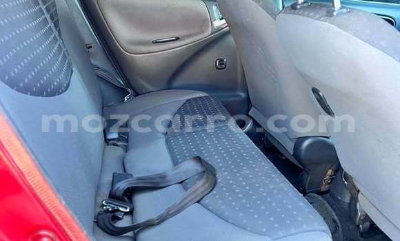 Comprar Usado Toyota Vitz Vermelho Carro em Moma em Nampula Comprar Usado Toyota Vitz Vermelho Carro em Moma em Nampula