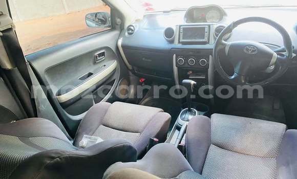 Comprar Usado Toyota IST Branco Carro em Boane em Maputo Comprar Usado Toyota IST Branco Carro em Boane em Maputo