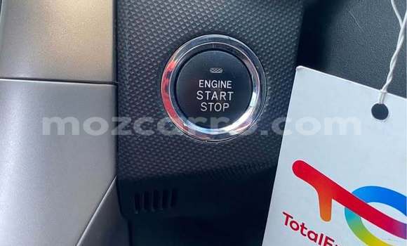 Tenga Tsaru Toyota Auris Chena Mota in Búzi in Sofala Tenga Tsaru Toyota Auris Chena Mota in Búzi in Sofala