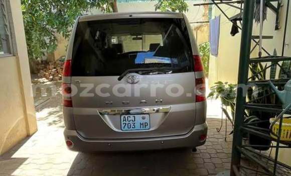 Comprar Usado Toyota Noah De outros Carro em Boane em Maputo Comprar Usado Toyota Noah De outros Carro em Boane em Maputo