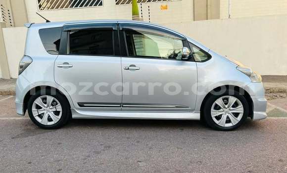 Comprar Usado Toyota Ractis De outros Carro em Búzi em Sofala Comprar Usado Toyota Ractis De outros Carro em Búzi em Sofala