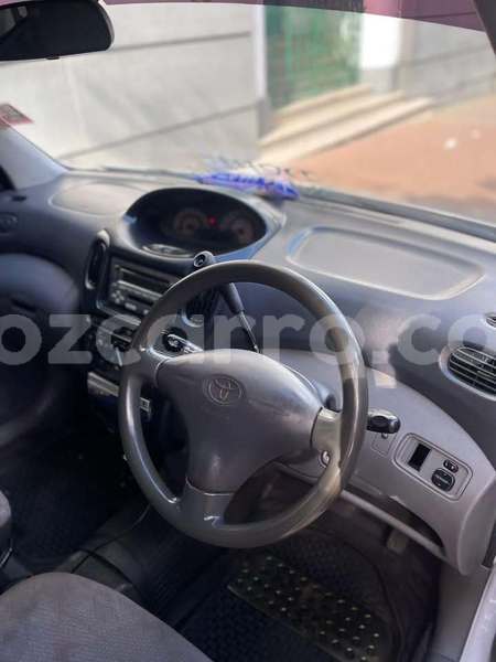 Big with watermark toyota funcargo sofala buzi 36385