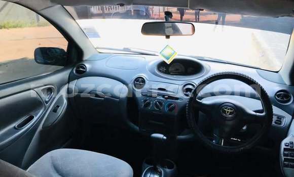 Comprar Usado Toyota Vitz Preto Carro em Búzi em Sofala Comprar Usado Toyota Vitz Preto Carro em Búzi em Sofala