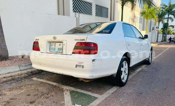 Comprar Usado Toyota Chaser Branco Carro em Caia em Sofala Comprar Usado Toyota Chaser Branco Carro em Caia em Sofala