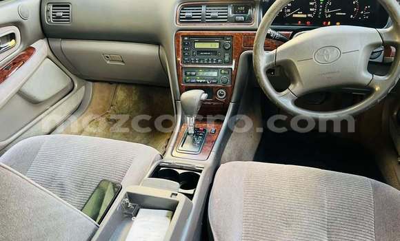 Comprar Usado Toyota Chaser Branco Carro em Caia em Sofala Comprar Usado Toyota Chaser Branco Carro em Caia em Sofala