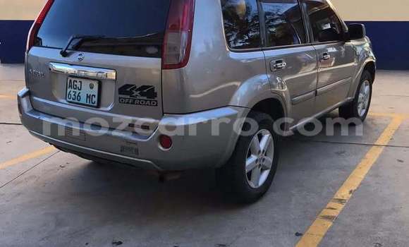 Comprar Usado Nissan X-Trail De outros Carro em Búzi em Sofala Comprar Usado Nissan X-Trail De outros Carro em Búzi em Sofala