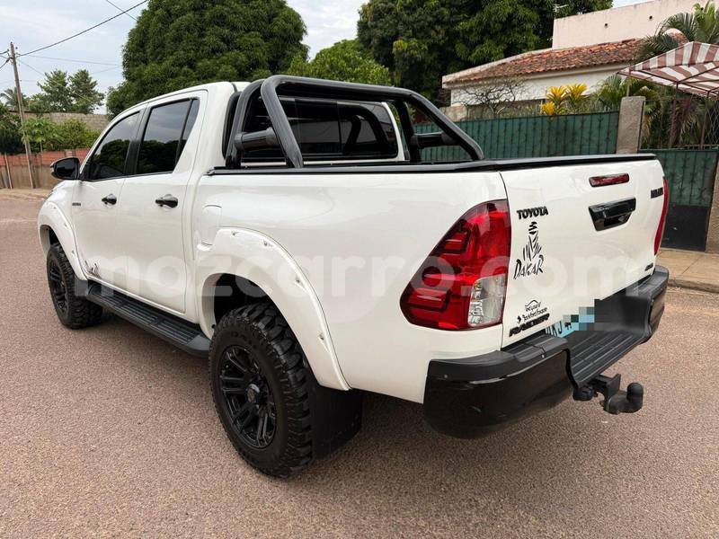 Big with watermark toyota hilux sofala caia 36393