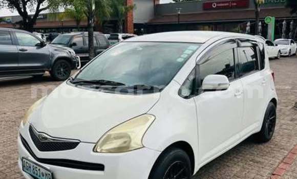 Tenga Tsaru Toyota Ractis Chena Mota in Búzi in Sofala Tenga Tsaru Toyota Ractis Chena Mota in Búzi in Sofala