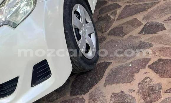 Buy Used Toyota Ractis White Car in Búzi in Sofala Buy Used Toyota Ractis White Car in Búzi in Sofala