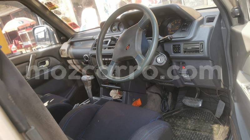 Big with watermark mitsubishi pajero sofala buzi 36412