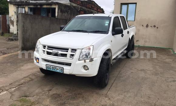 Buy Used Isuzu D-MAX White Car in Caia in Sofala Buy Used Isuzu D-MAX White Car in Caia in Sofala
