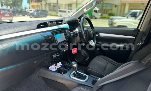 Tenga Tsaru Toyota Hiluxe Revo Chena Mota in Maputo in Maputo Tenga Tsaru Toyota Hiluxe Revo Chena Mota in Maputo in Maputo