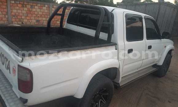 Comprar Usado Toyota Hilux Branco Carro em Maputo em Maputo Comprar Usado Toyota Hilux Branco Carro em Maputo em Maputo