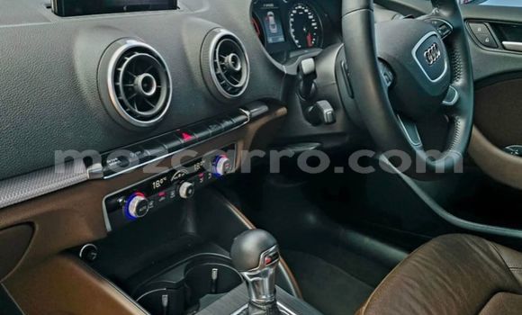 Nunua Ilio tumika Audi A3 Nyeusi Gari ndani ya Maputo nchini Maputo Nunua Ilio tumika Audi A3 Nyeusi Gari ndani ya Maputo nchini Maputo