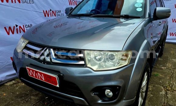 Tenga Itsva Mitsubishi Pajero Sport Zvimwe Mota in Maputo in Maputo