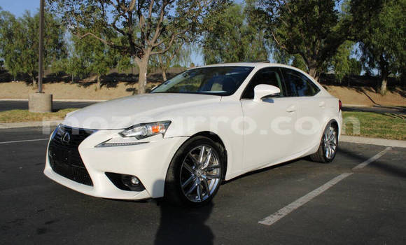 Buy Used Lexus IS White Car in Maputo in Maputo Buy Used Lexus IS White Car in Maputo in Maputo