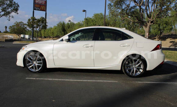 Buy Used Lexus IS White Car in Maputo in Maputo Buy Used Lexus IS White Car in Maputo in Maputo