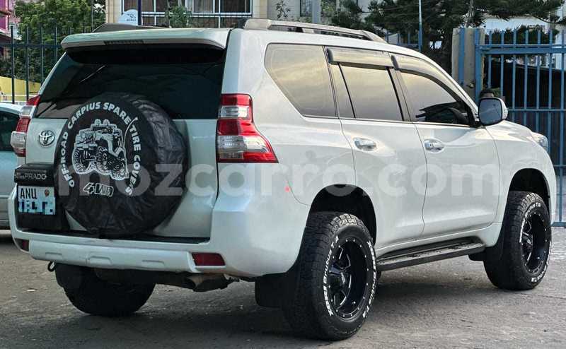 Big with watermark toyota land cruiser prado maputo maputo 36440
