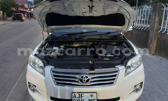 Comprar Usado Toyota Vanguard Branco Carro em Maputo em Maputo Comprar Usado Toyota Vanguard Branco Carro em Maputo em Maputo