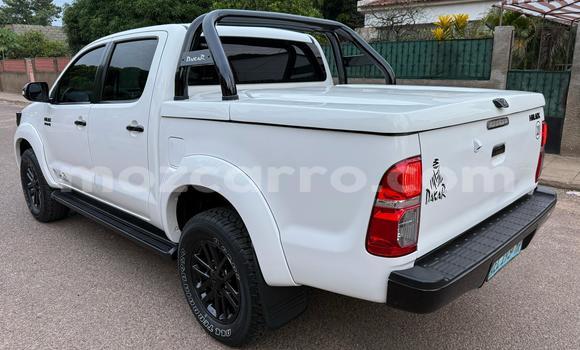 Comprar Usado Toyota Hilux De outros Carro em Maputo em Maputo Comprar Usado Toyota Hilux De outros Carro em Maputo em Maputo