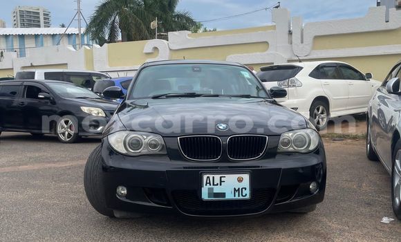 Nunua Ilio tumika BMW 1-Series Nyeusi Gari ndani ya Maputo nchini Maputo