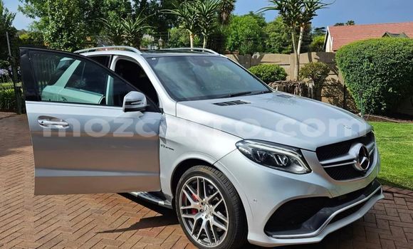 Tenga Itsva Mercedes‒Benz GLE Sirivha Mota in Maputo in Maputo Tenga Itsva Mercedes‒Benz GLE Sirivha Mota in Maputo in Maputo