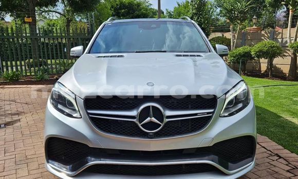 Tenga Itsva Mercedes‒Benz GLE Sirivha Mota in Maputo in Maputo Tenga Itsva Mercedes‒Benz GLE Sirivha Mota in Maputo in Maputo