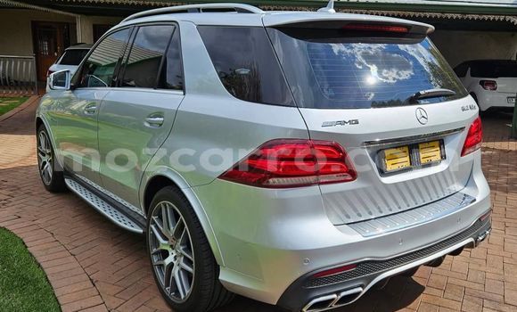 Tenga Itsva Mercedes‒Benz GLE Sirivha Mota in Maputo in Maputo Tenga Itsva Mercedes‒Benz GLE Sirivha Mota in Maputo in Maputo